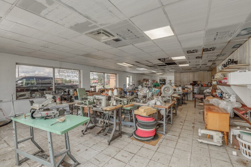 More Photos Of 3378 E Princess Anne Rd, Norfolk Storefront Retail Office For Sale