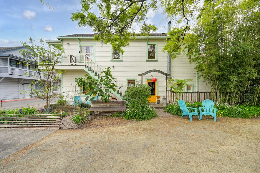 More Photos Of 1250 B St, Walnut Grove Storefront Retail Residential For Sale