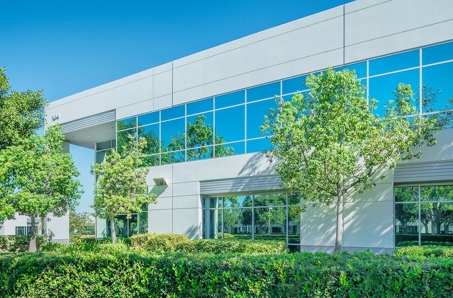 More Photos Of 212 Technology Dr, Irvine Unknown For Lease