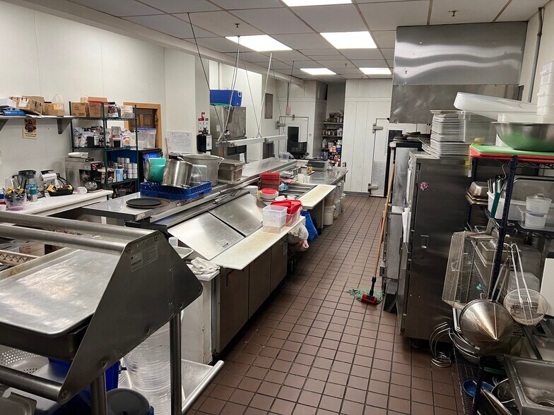 More Photos Of 77 Free St, Portland Restaurant For Lease