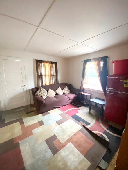 More Photos Of 4631 Carpinteria Ave, Carpinteria Restaurant For Sale