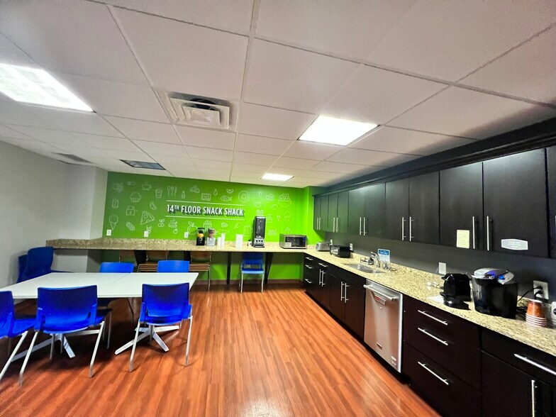 More Photos Of 1621 Euclid Ave, Cleveland Office For Lease