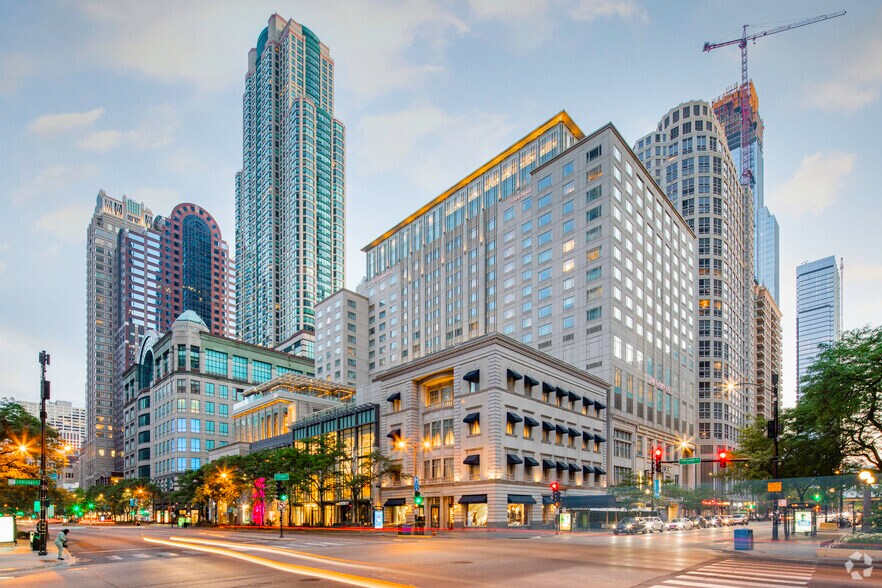 More Photos Of 730-750 N Michigan Ave, Chicago Freestanding For Lease