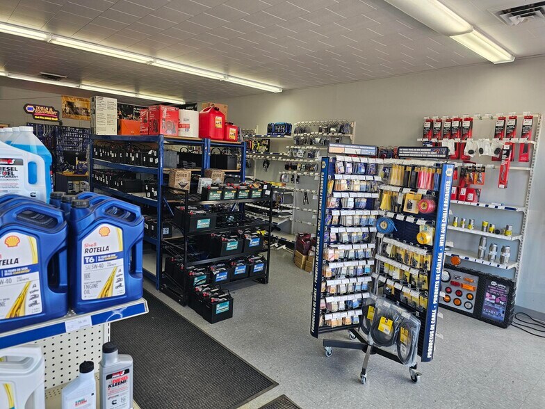 More Photos Of 15779 US Highway 63, Hayward Freestanding For Sale