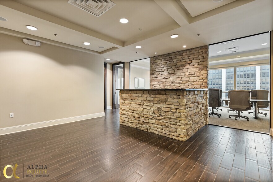 More Photos Of 189 S Orange Ave, Orlando Office Residential For Sale