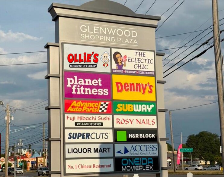 More Photos Of 2002 Glenwood Ave, Oneida Unknown For Lease