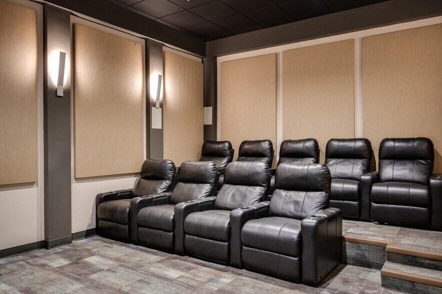 More Photos Of 1965 E 15th Ave, Eugene Apartments For Sale