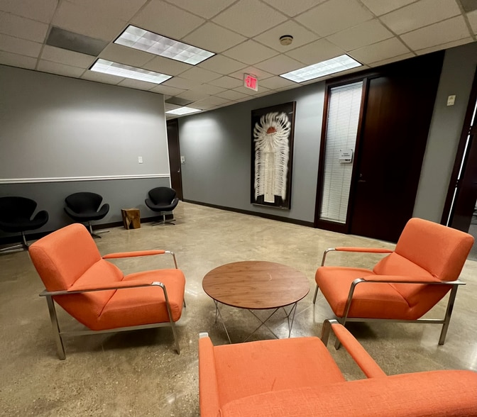 More Photos Of 13154 Coit Rd, Dallas Office For Lease