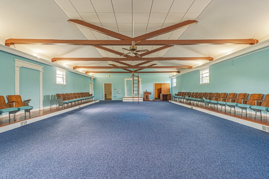 More Photos Of 82 Mill St, Mays Landing Restaurant For Sale