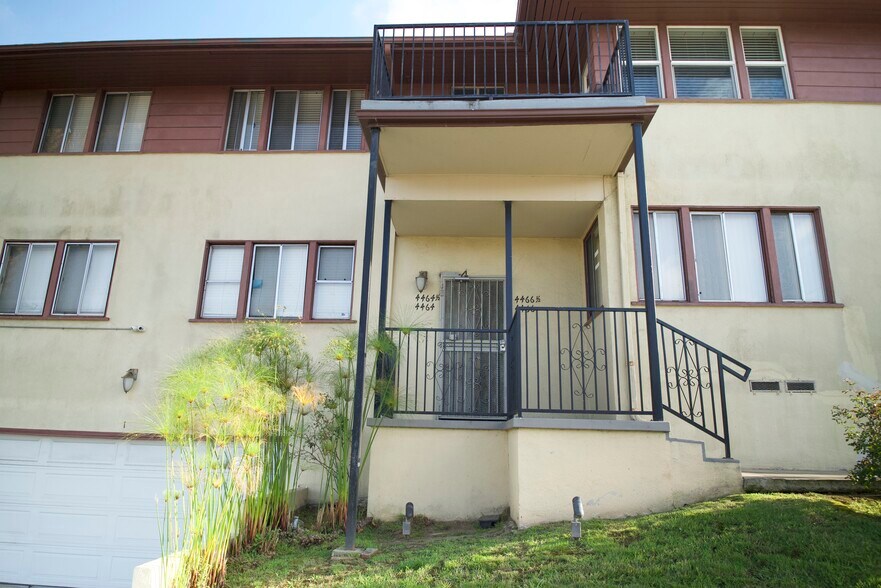 More Photos Of 4462 W 59th St, Los Angeles Apartments For Sale