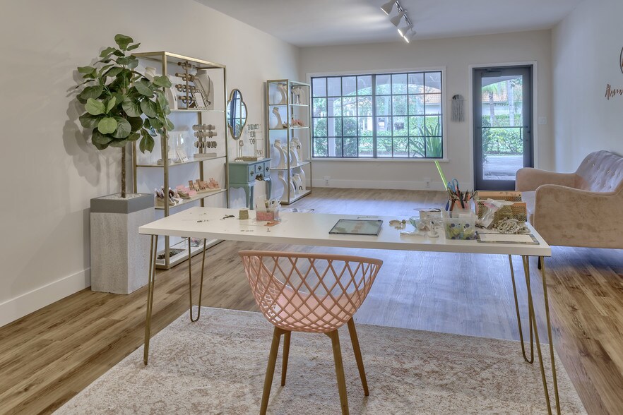 More Photos Of 390 Tequesta Dr, Jupiter Office For Lease