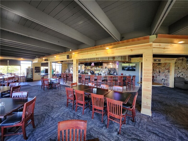 More Photos Of 2855 29th Ave, Birchwood Restaurant For Sale