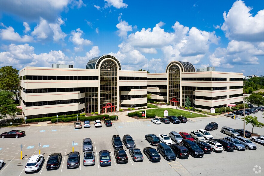 More Photos Of 4075 Monroeville Blvd, Monroeville Unknown For Lease