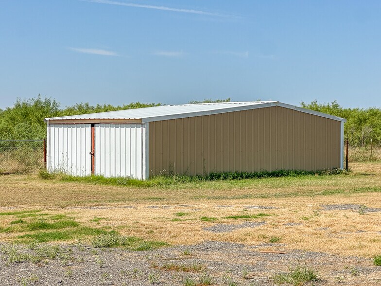 More Photos Of 9672 Seymour hwy, Wichita Falls Self Storage For Sale