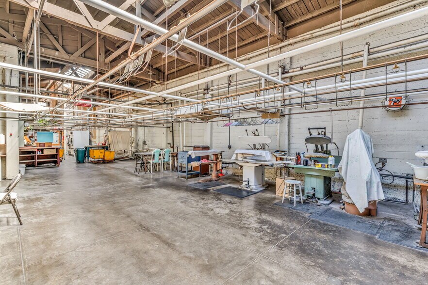 More Photos Of 233-235 Baldwin Ave, San Mateo Storefront For Sale