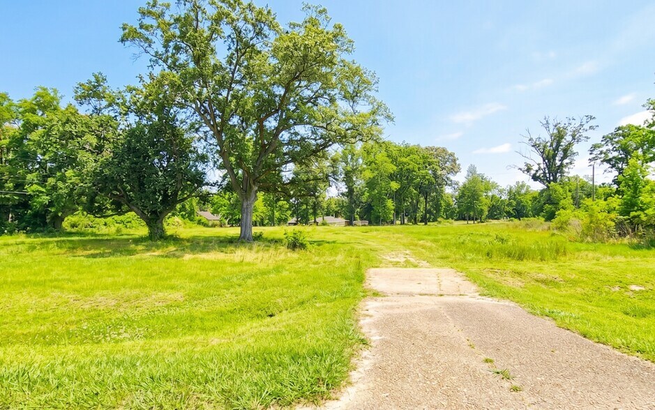 More Photos Of 9498 Hooper Rd, Baton Rouge Land For Sale