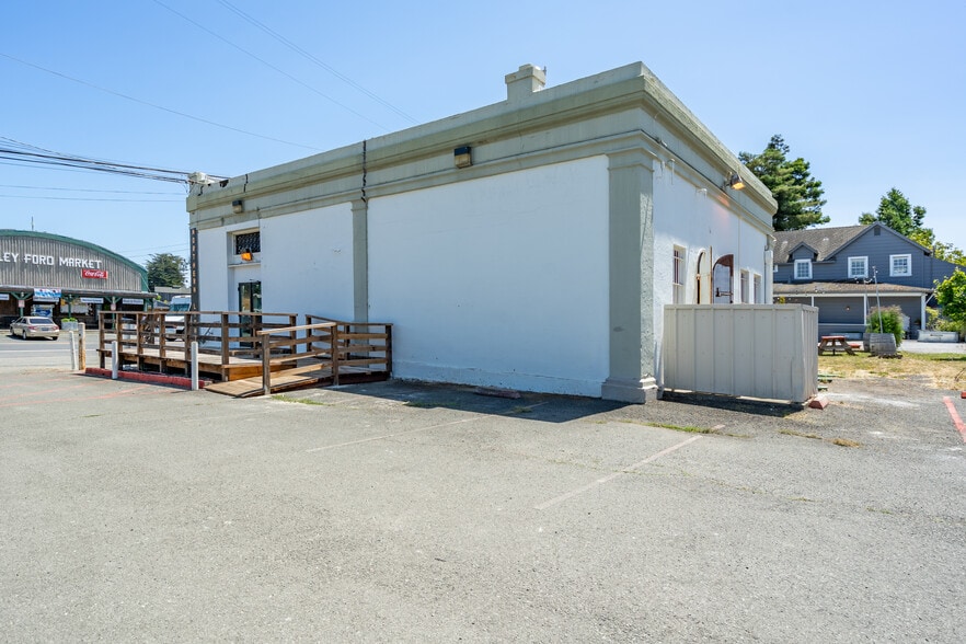More Photos Of 14435 CA-Hwy 1 Hwy, Petaluma Freestanding For Sale