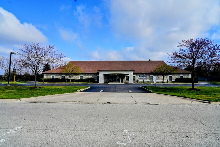 More Photos Of 5300 Nike Dr, Hilliard Medical For Sale
