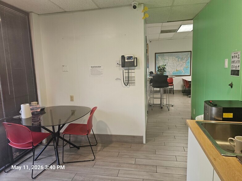 More Photos Of 1720 S Edmonds Ln, Lewisville Office For Lease