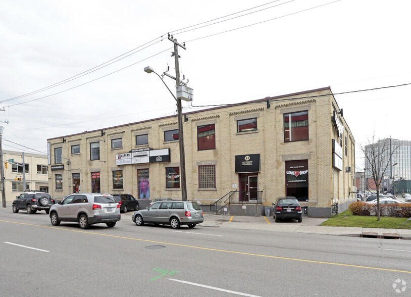 More Photos Of 55 Victoria St N, Kitchener Storefront Retail Office For Lease