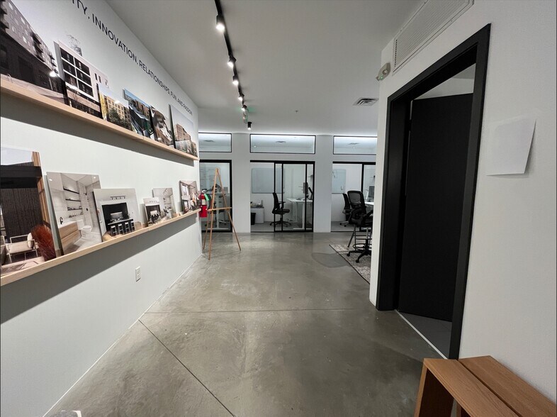 More Photos Of 1790 Gaylord St, Denver Apartments For Lease