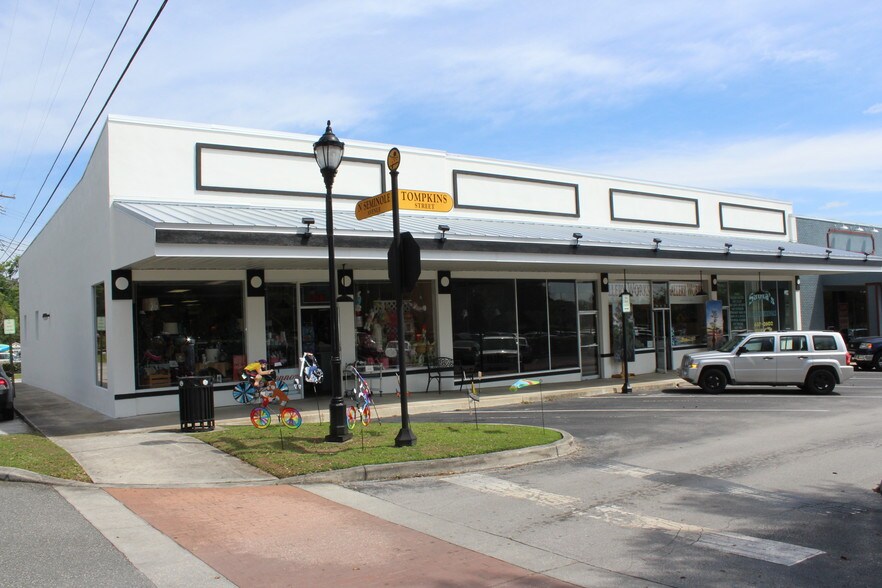 More Photos Of 200 W Tompkins St, Inverness General Retail For Lease