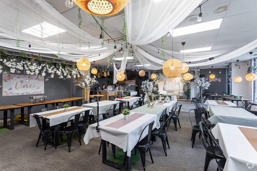 More Photos Of 10130 107 Av NW, Edmonton Storefront For Lease