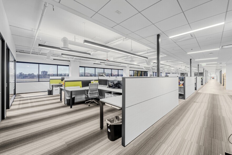 More Photos Of 4910 Airport Plaza Dr, Long Beach Loft Creative Space For Lease