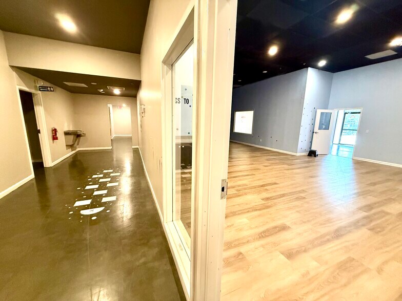 More Photos Of 616 State Road 13, Saint Johns General Retail For Lease