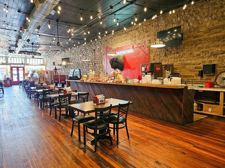 More Photos Of 210 Market St, Baird Restaurant For Sale