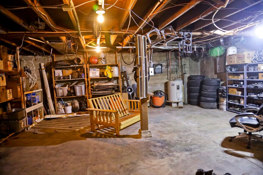 More Photos Of 1116 Garrity Blvd, Nampa Auto Repair For Sale