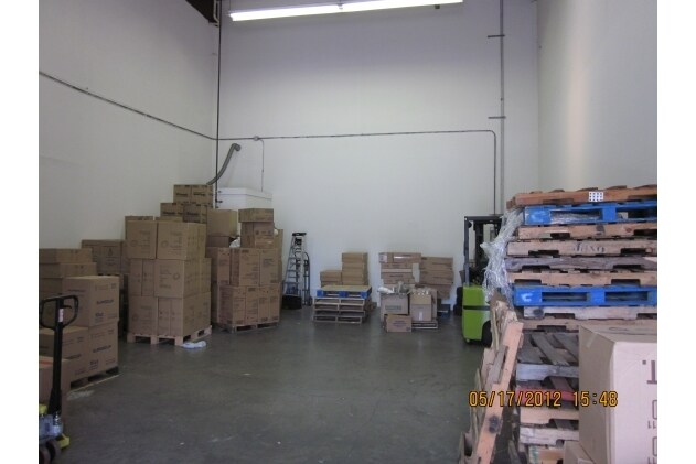 More Photos Of 211 Gates Rd, Little Ferry Flex For Lease