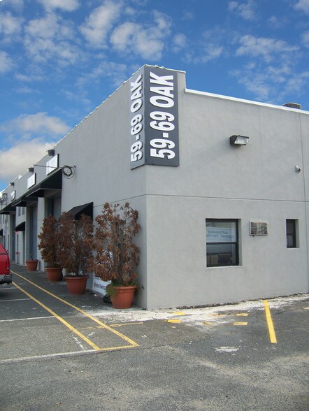 More Photos Of 59-71 Oak St, Hackensack Light Manufacturing For Lease