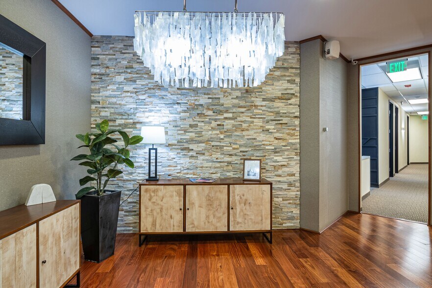 More Photos Of 1400 Preston Rd, Plano Office For Lease