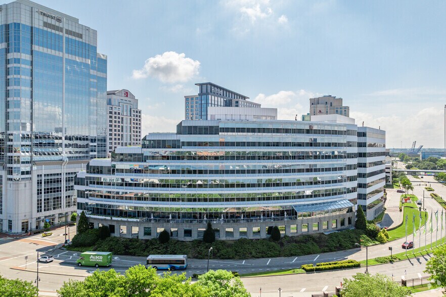 Primary Photo Of 101 W Main St, Norfolk Office For Lease