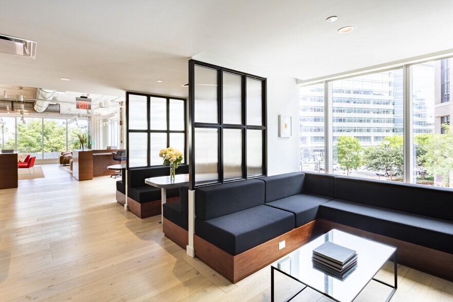 More Photos Of 700 K St NW, Washington Office For Lease