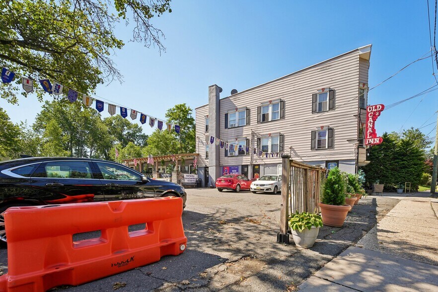 More Photos Of 2 E Passaic Ave, Nutley Restaurant For Sale