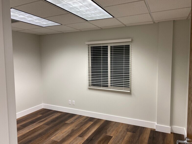 More Photos Of 75 Claremont Rd, Bernardsville Office For Lease