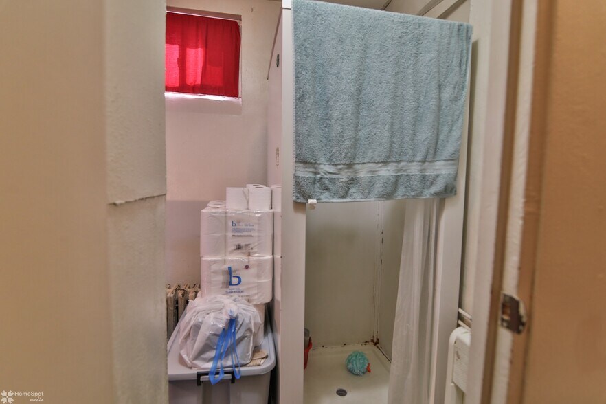 More Photos Of 1550 Warren St, Allentown Apartments For Sale