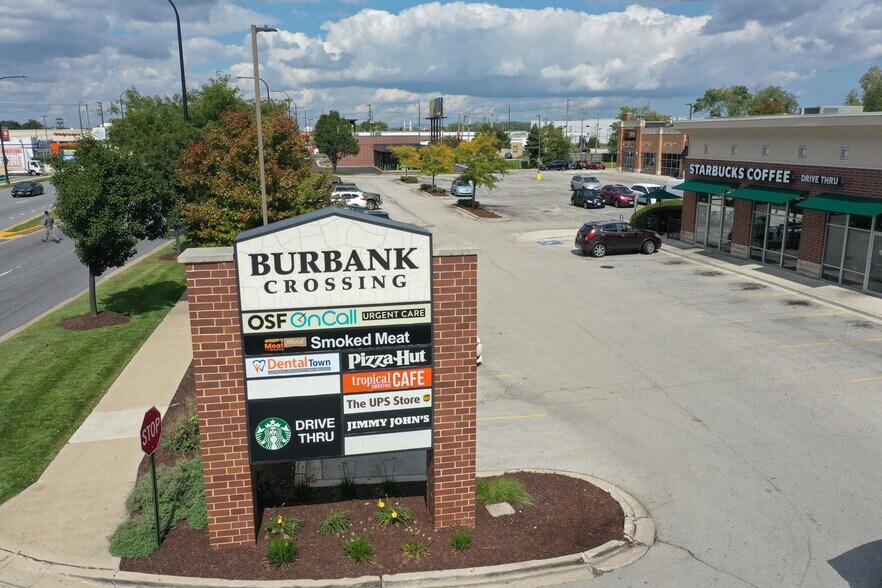 More Photos Of 7901-7945 S Harlem Ave, Burbank General Retail For Sale