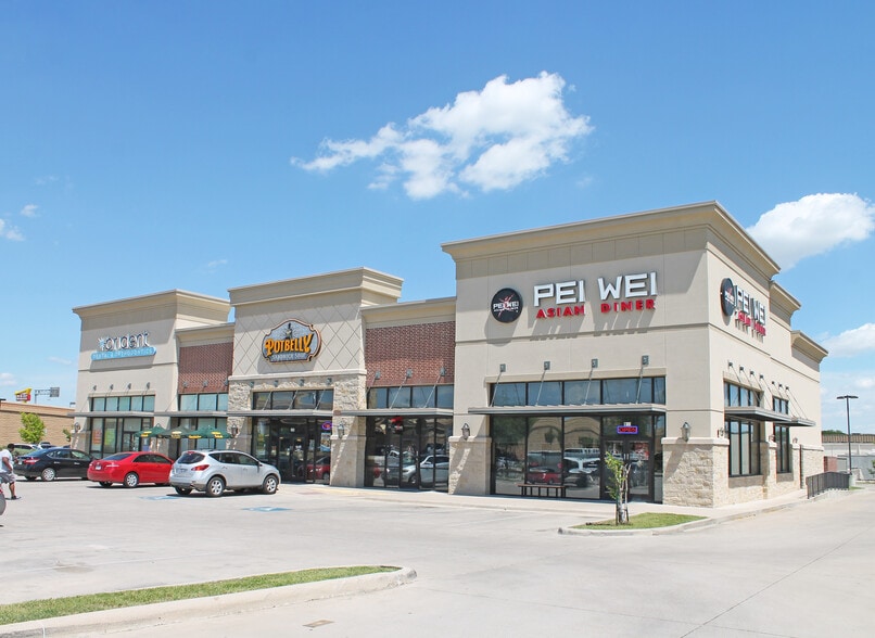 More Photos Of 1460 Precinct Line Rd, Hurst Storefront Retail Office For Lease