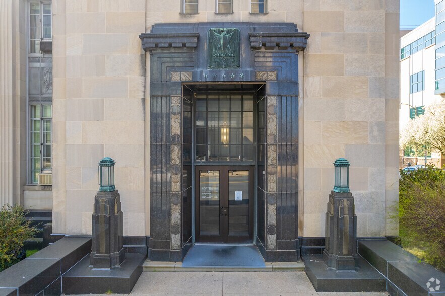 More Photos Of 442 Hamilton St W, Allentown Post Office For Sale