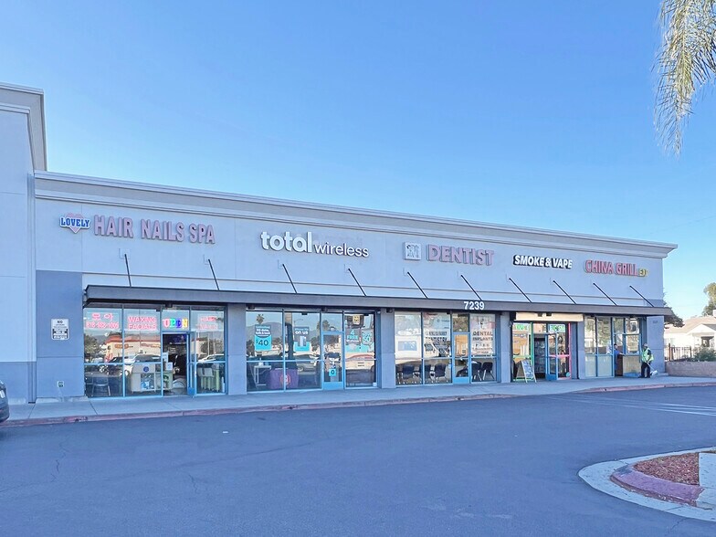 More Photos Of 7221-7239 Van Nuys Blvd, Van Nuys Unknown For Lease