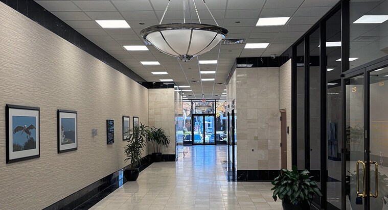 More Photos Of 600 Thimble Shoals Blvd, Newport News Office For Sale