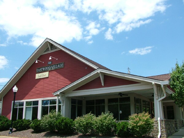 More Photos Of 4 Olde Eastwood Vlg, Asheville Freestanding For Lease