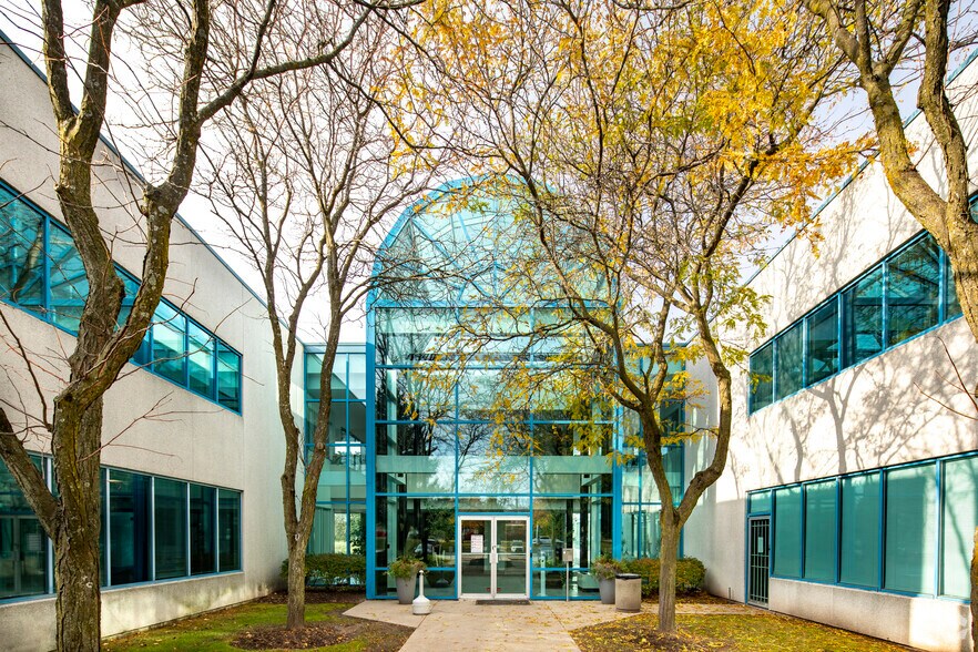 More Photos Of 340 Ferrier St, Markham Office For Lease