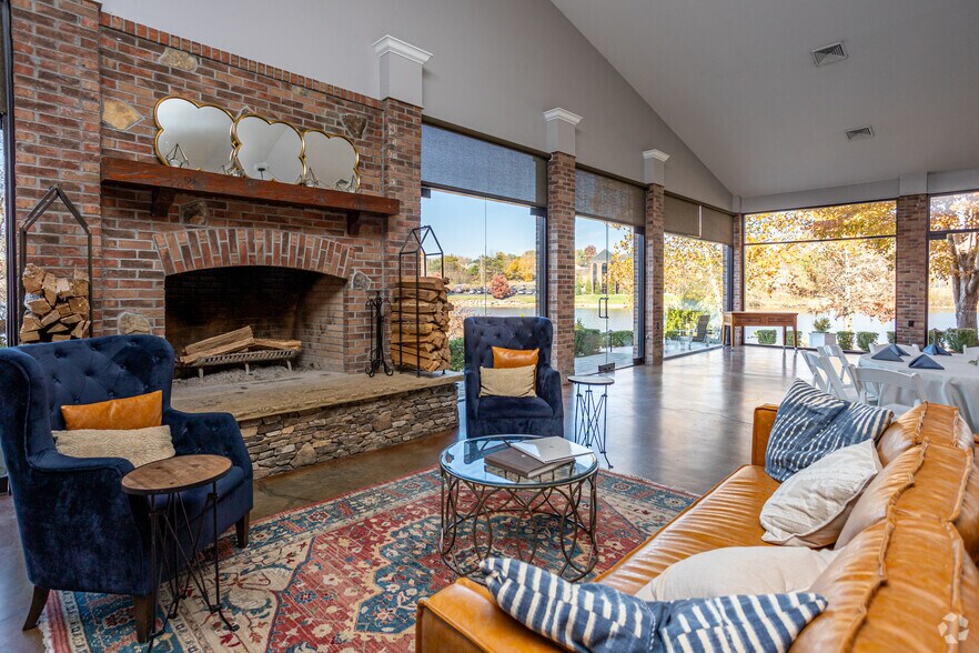 More Photos Of 9133 Hunter Valley Ln, Knoxville Sports And Entertainment For Sale