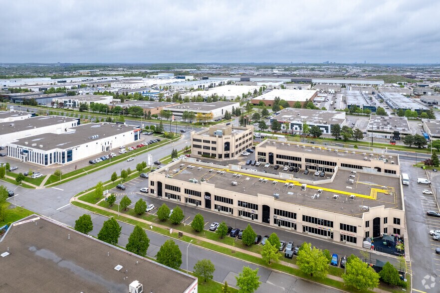 More Photos Of 8760 Jane St, Vaughan Medical For Lease