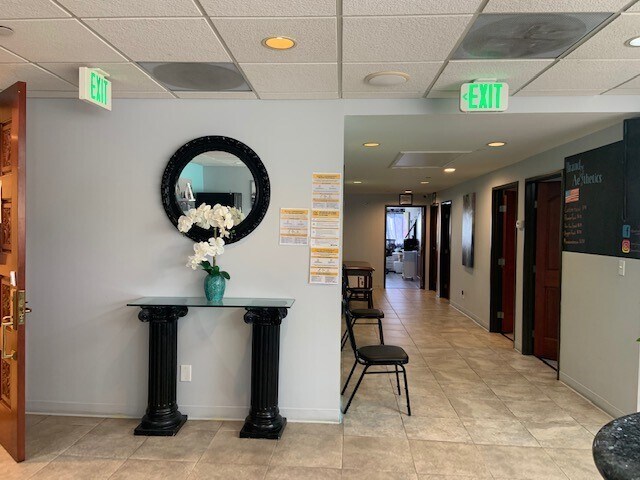 More Photos Of 1141 N Brand Blvd, Glendale Medical For Lease