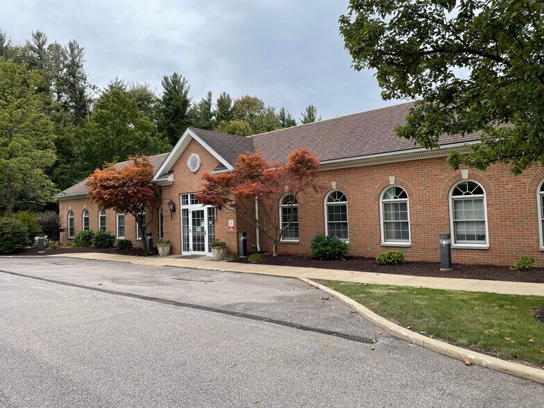 More Photos Of 13170 Ravenna Rd, Chardon Medical For Lease